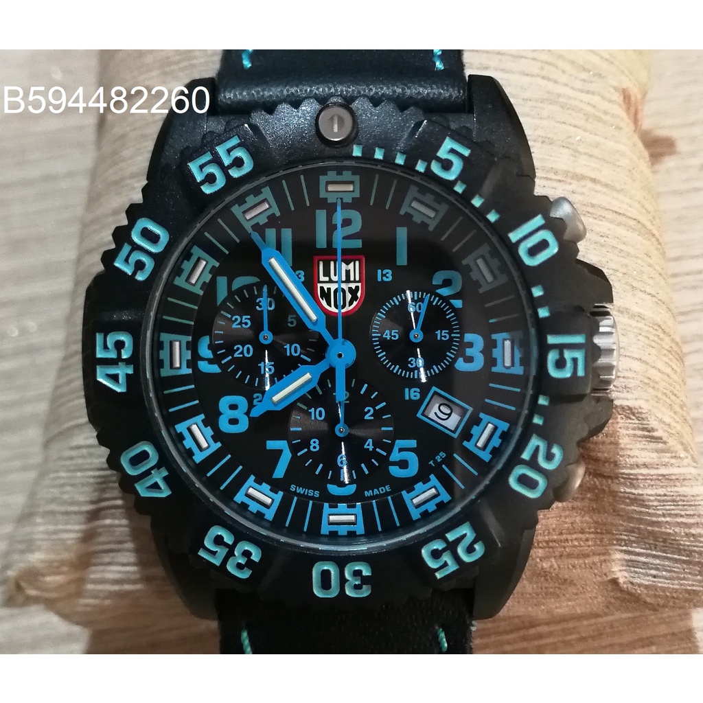 LUMINOX Navy Seal Colormark Chronograph 3083 (by jowatch168)