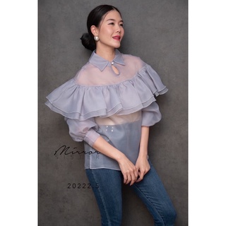 FaiRy FeeL BLoUSE•• เสื้อทรงสวยละมุน ดีเทลคอปกแต่งกระดุมเว้าหยดน้ำ สวยปังอลังการด้วยการแต่งระบายvolume2ชั้น