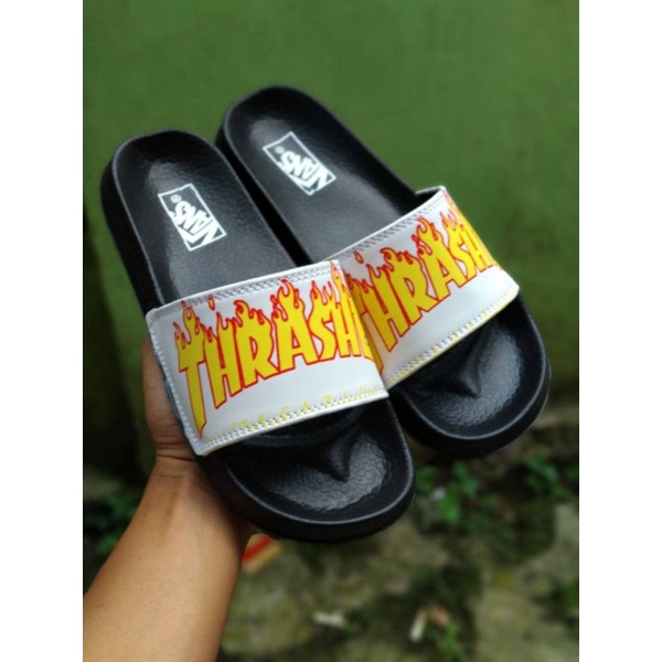 Vans THRASHER SLIDE รองเท้าแตะ VANS SNOOPY รองเท้าแตะลําลอง สไลด์นําเข้า