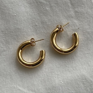 J210202 - Tila Small Half Hoops Earrrings