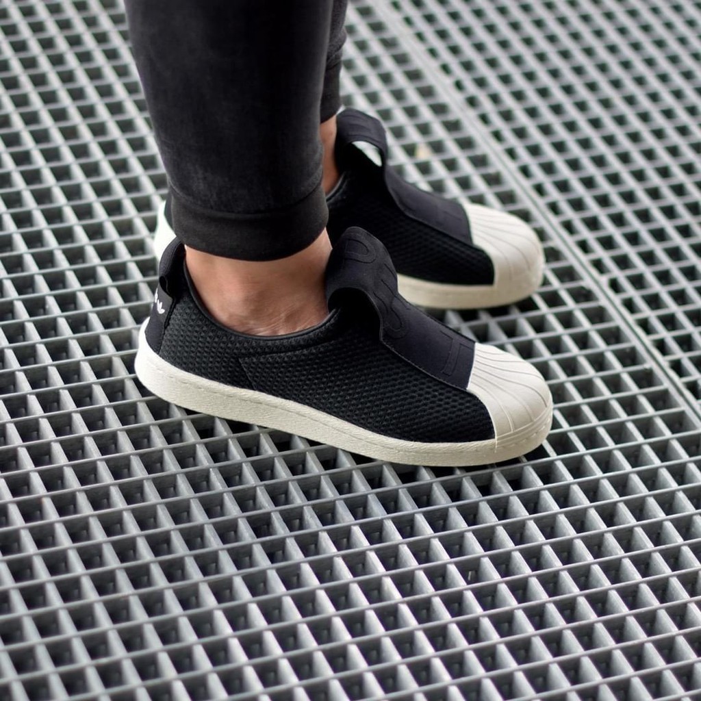 adidas slip on 35