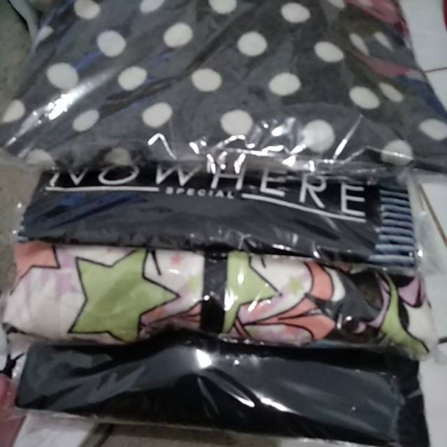 รองเท้าผ้าใบกีฬา Order Sis Rika 1