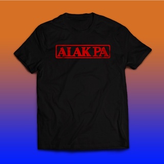 เสื้อเบลาส์ - alak pa แบรนด์ปลอมแปลงเสื้อยืดแฟชั่นกราฟิกสําหรับผู้ชายและผู้หญิง