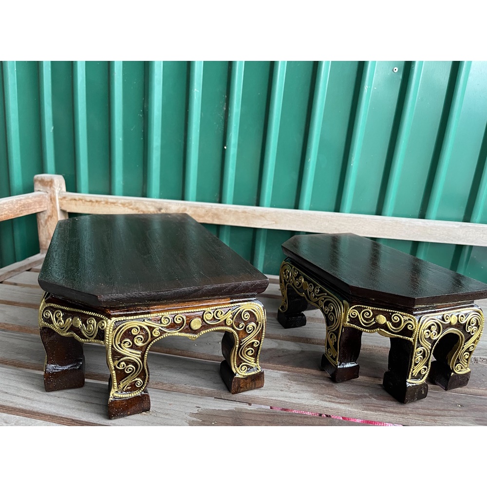 ฐานพระไม้สัก สีไม้โอ๊ค เข้ามุม3ขนาด เดินเส้นทอง ขาสิงห์ ฐานรองพระ ตั้งโต๊ะทำงาน แท่นวางพระ ฐานวางพระ ฐานตั้งบูชาพระ - รูปที่ 4