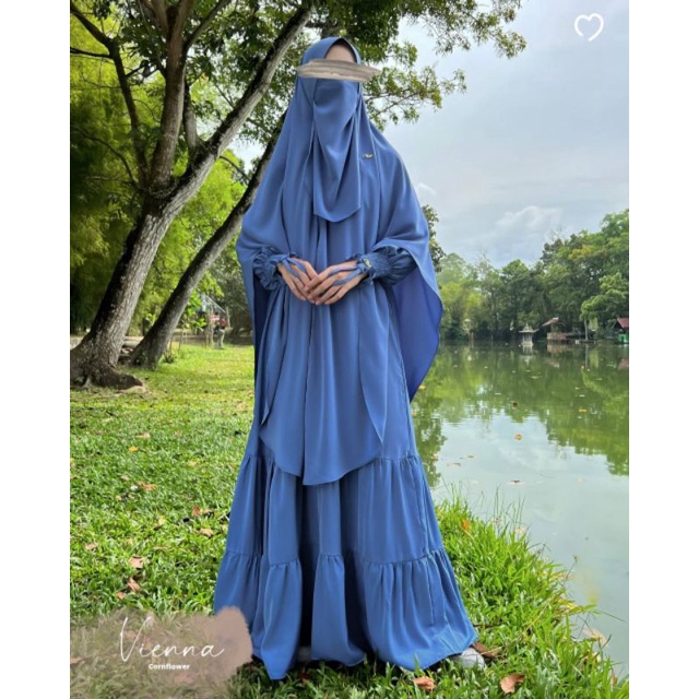 VIENNA โดย MAHIRA***