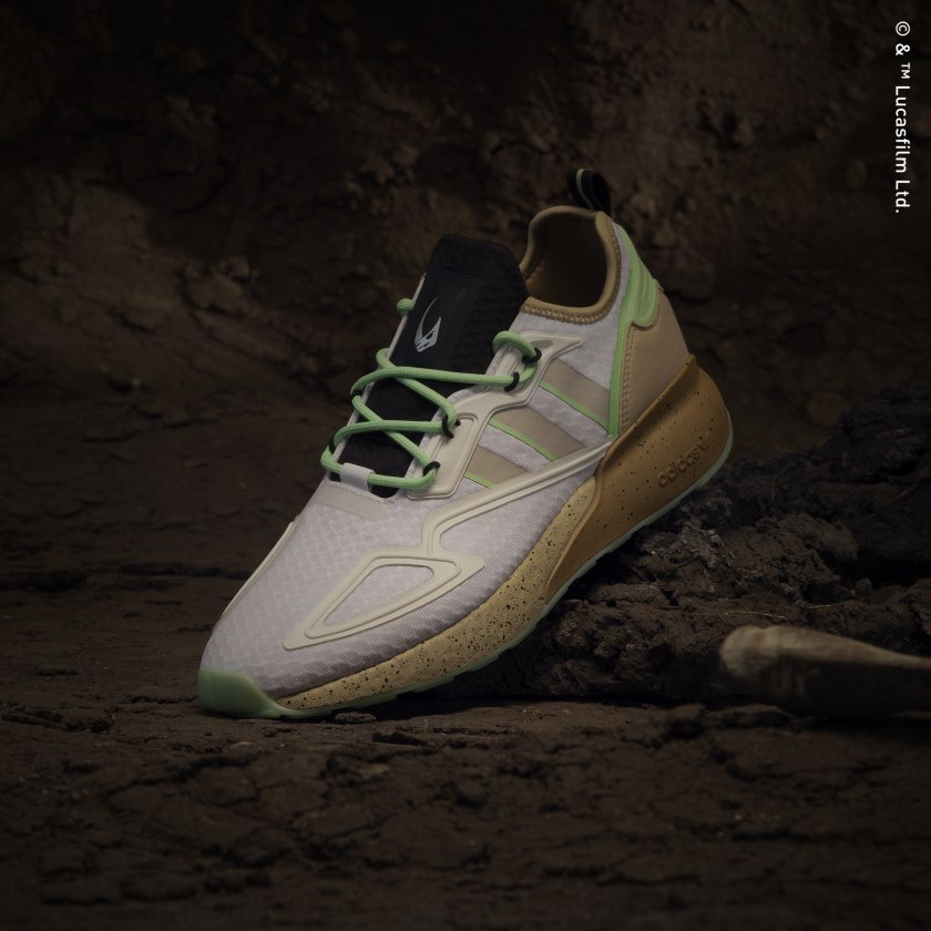 รองเท้าลำลอง Adidas ZX 2K BOOST x STAR WARS MANDALORIAN MUDHORN SHOES [ลิขสิทธิ์แท้ Adidas ป้ายไทย][รหัส : GZ2760 ]