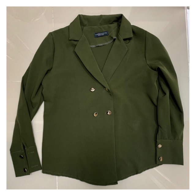 Used once!! Loonny Stores 💯% เสื้อเบร์เซอร์สูท สีเขียวเข้ม