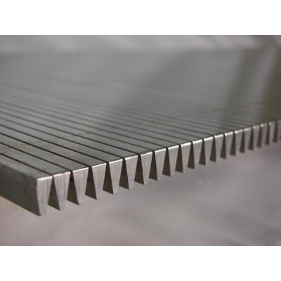 แผ่นกรองสแตนเลส บ่อปลา กรองบ่อปลา แผ่นกรองสแตนเลส 300 ไมครอน WEDGE WIRE SCREEN SHEET ดักของเสียได้ดี