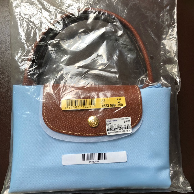 ของแท้จาก KingPower ** กระเป๋าลองชอม Longchamp Le Pliage size M แท้ ใหม่ยังไม่แกะถุง สีฟ้า พร้อมส่ง