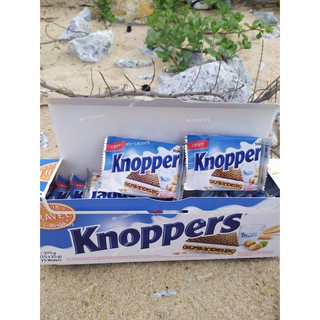 knoppers crispy wafer สินค้านำเข้าจากเยอรมัน 1 กล่องมี 15 ชิ้น  หมดอายุ 01/11/23