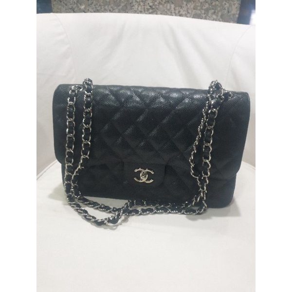 chanel classic jumbo flap Caviar bag