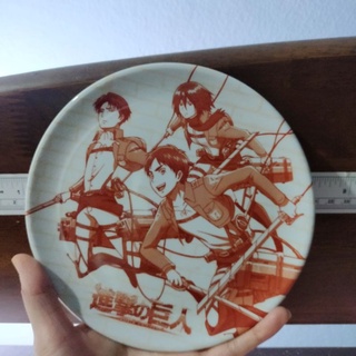 จาน Attack on Titan Plate Standy ของแท้ ญี่ปุ่น ผ่าพิภพไททัน ไททัน จานเมลามีน สแตนดี้ จานตั้งโชว์ อนิเมะ เอเรน รีไวล์.