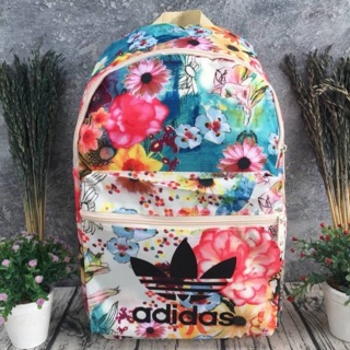 ของแท้ 💯% ADIDAS WOMEN ORIGINALS CROCHITA CLASSIC BACKPACK