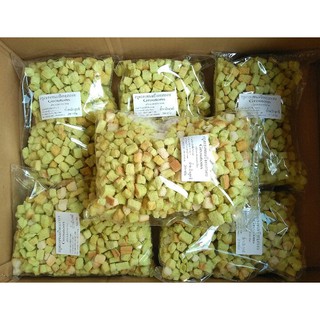 ขนมปังกรอบ กรูตรอง กลิ่นใบเตย 1ลังมี8แพค