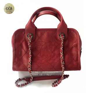 Used Chanel tote burgundy​/Navy caviar SHW​/RHW  Price : 89,999฿ช็อปไม่ผลิต หายากแล้วค่ะ ใครมองหาจัดด่วนเลยยยย