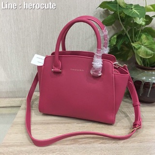 CHARLES &amp; KEITH TOPHANDLE TRAPEZE BAG ส่งฟรีEMS