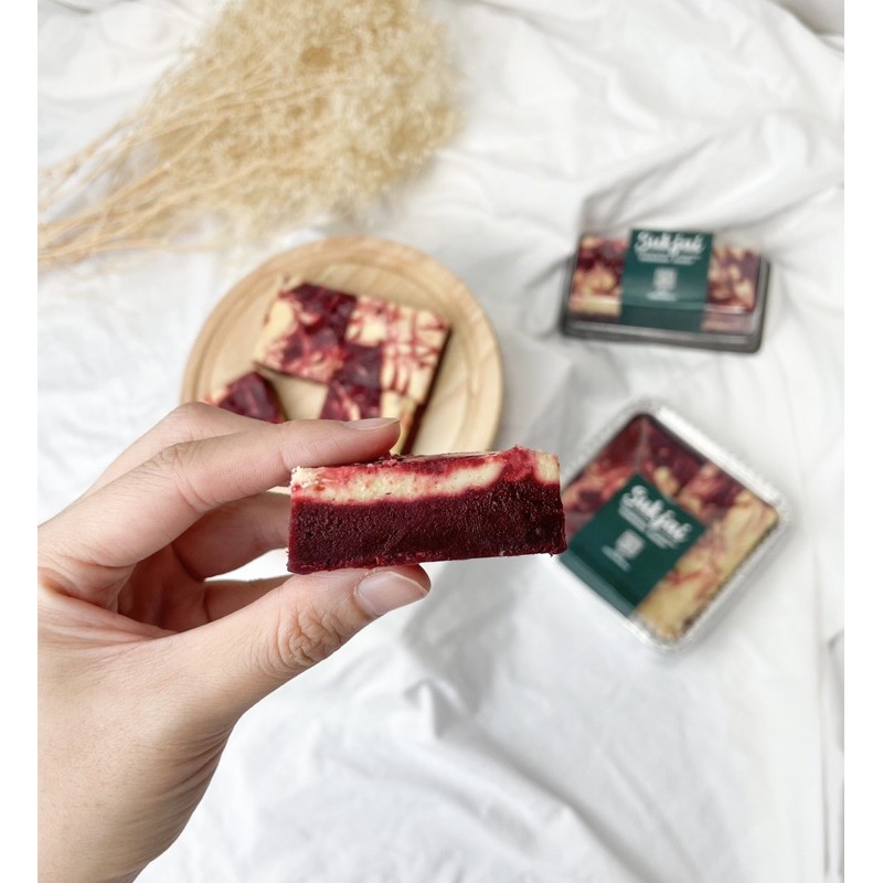 เรดเวลเวทบราวนี่ Red velvet brownie