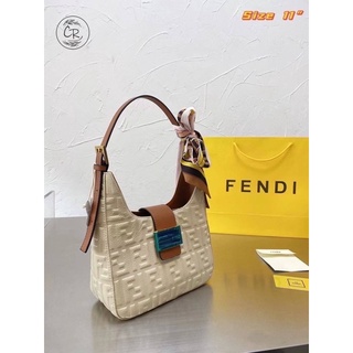 กระเป๋า Fendi กระเป๋าแฟชั่น