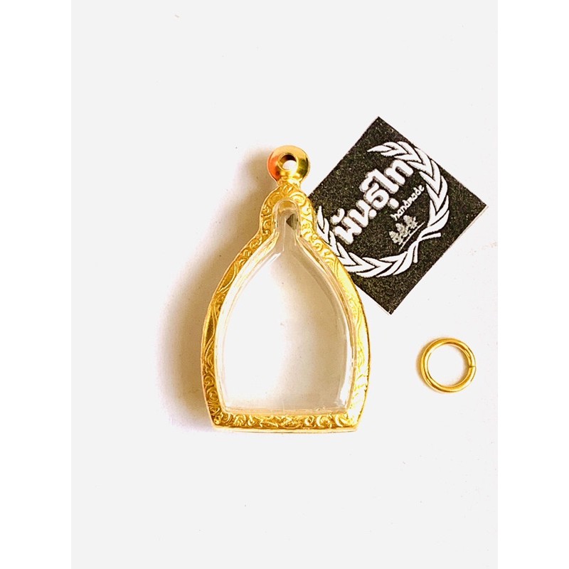 กรอบพระ”งานทองเลเซอร์24k” ใส่พระเจ้าสัวมีหูขนาด2.3x3.7 ไม่ลอกไม่ดำ