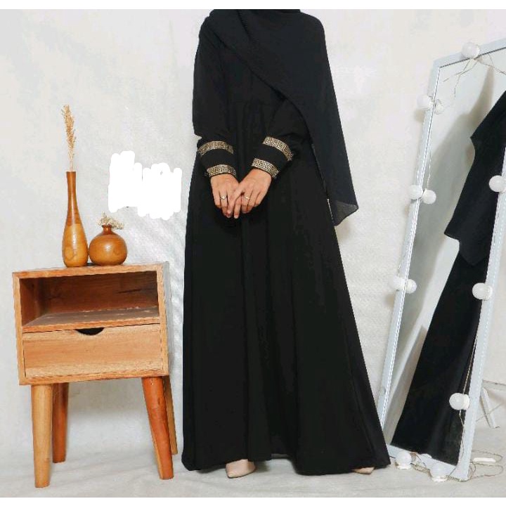 Dresses 518 บาท Hitam Ezkclusive abaya abaya Plain abaya Simple abaya อาบายะร่วมสมัย อาหรับอาบาย่า สีดํา อาหรับอาบายะล่าสุด (BR102) Muslim Fashion