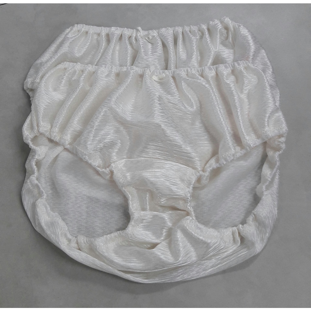 กางเกงในร้อยยาง วาโก้ แบบครึ่งตัว (Half) ครีม (Cream) รุ่น WU3933 1 ตัว วาโก้ ผ้าไนล่อน ผ้าลื่น ไนล่อน Wacoal