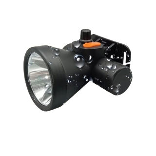 [MTDPACK99]HL-633 ไฟฉายแรงสูง ไฟฉายคาดหัว กำลังไฟ 50W ส่องสว่าง 1000 เมตร กันฝน พร้อมสายชาร์จในชุด
ลด ฿5
฿
128
฿
77
ขายดี
ซื้อเลย