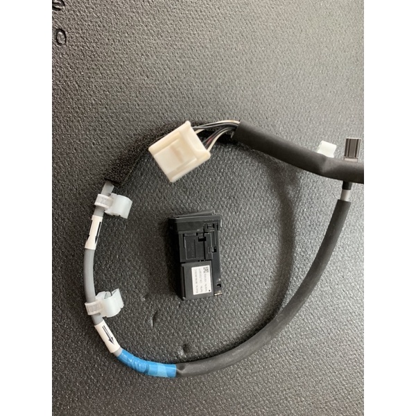 ชุด USB แท้โตโยต้า สำหรับจอแท้โตโยต้อง