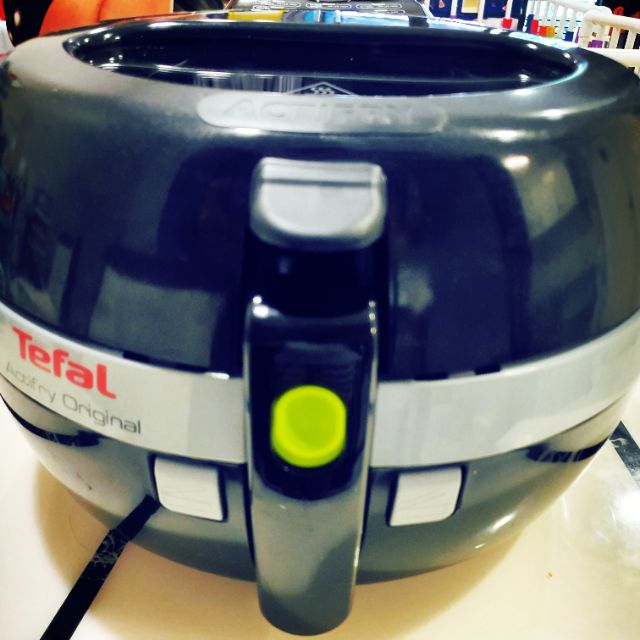 หม้อทอดไร้น้ำมัน Tefal Actifry