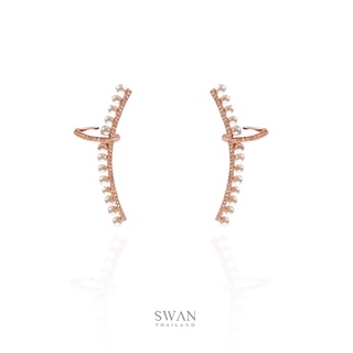 SWAN - Pearl Step up Cuff  ต่างหูไต่หูเงินแท้ ประดับมุก มุกแท้ มุกน้ำจืด ฝังเพชรคิวบิคเซอร์โคเนีย cubic zirconia