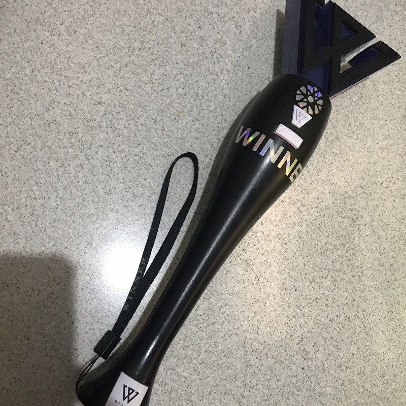 (หนังสือ) WINNER LIGHTSTICK BLACK VER 1 INSEOBONG
