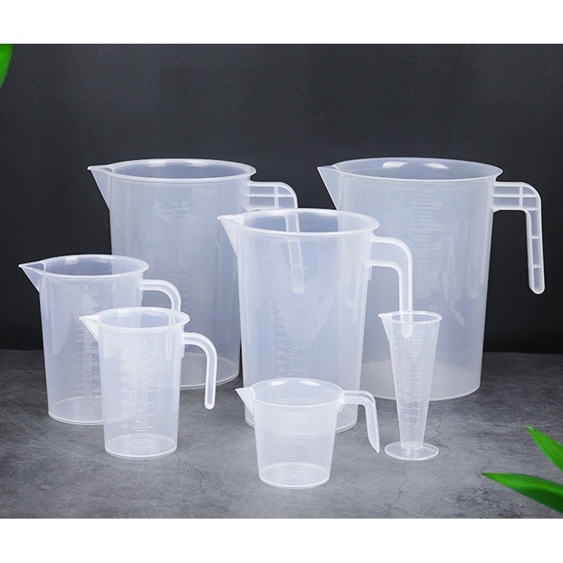 เหยือกตวงพลาสติก แบบมีมาตรวัดปั๊มนูน  (250ml. 500m..1000ml. 2000ml.3500ml. 5000ml.)