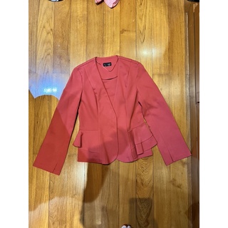 TOPSHOP jacket ใหม่ size UK10(m) คัตติ้งเนี้ยบหรูหรามีระบาย ซื้อจากช็อป London ค่ะ