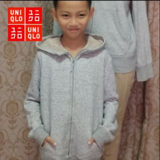 เสื้อฮู๊ทแขนยาว​uniqlo​ kids