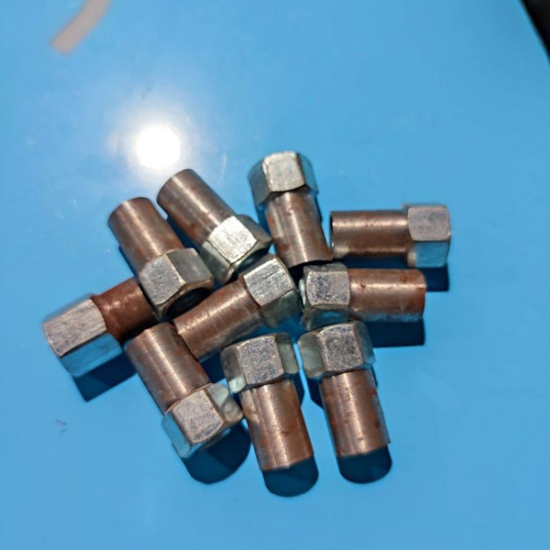 น็อตล้อ ODINARY VESPA TUBELESS