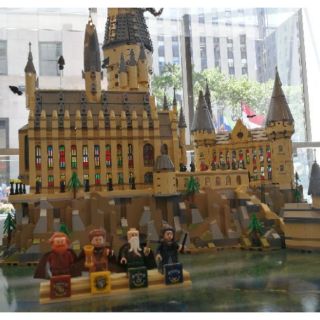 Lego harry potter เลโก้เซตปราสาท แฮร์รี่พอตเตอร์ (no.71043 Lego Hogwarst Castle) *packaging มีตำหนิจากการขนส่ง