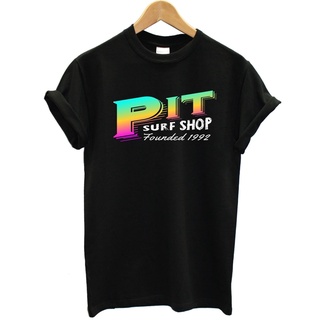 เสื้อยืดคอกลมcrew neckเสื้อยืด พิมพ์ลาย The Pit Surf Shop 90s Street แฟชั่นสําหรับผู้ชายS-4XL