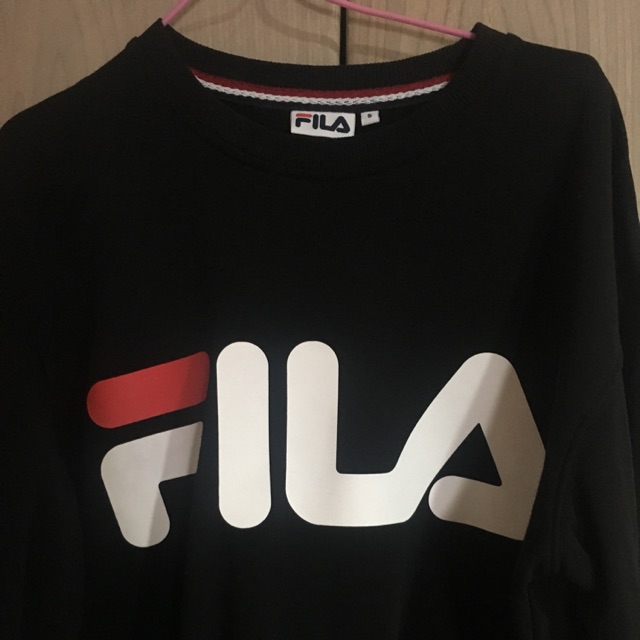 เสื้อ Basic sweater Fila