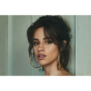 โปสเตอร์ Camila Cabello กามิลา กาเบโย Music Poster แต่งคอนโด ตกแต่งห้อง รูปภาพติดห้อง ตกแต่งผนัง ของขวัญ โปสเตอร์ติดผนัง