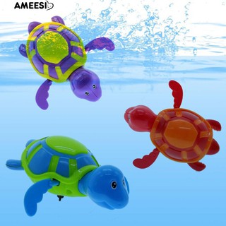 Ameesi เต่า / จระเข้ / ปลาฉลามว่ายน้ำหมุนวนขึ้นลานหญ้าเด็กเล่นน้ำ