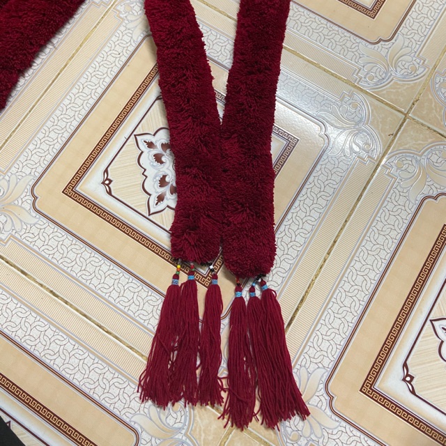 เฟอร์แต่งเสื้อ ผ้าพันคอเย้า พู่พันคอ อุปกรณ์แต่งตัวชาวเขา เย้า เมี่ยน - รูปที่ 2