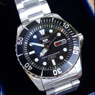 SEIKO SUBMARINER  BLACK  รุ่น SNZF17K