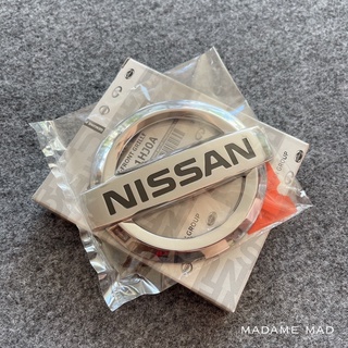 แท้ศูนย์ 💯% โลโก้ กระจังหน้า NISSAN MARCH 2010-2014 ขนาด 11.3x9.5cm (UMI-62890-1HJ0A)