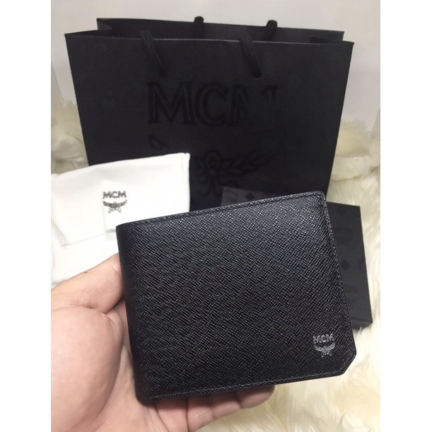 กระเป๋าสตางค์ผู้ชาย แบบสั้น MCM MXS 5ALL42 BK001 ของใหม่แท้ 100% มีกล่อง ใบรับประกัน ถุงผ้า และถุงกร