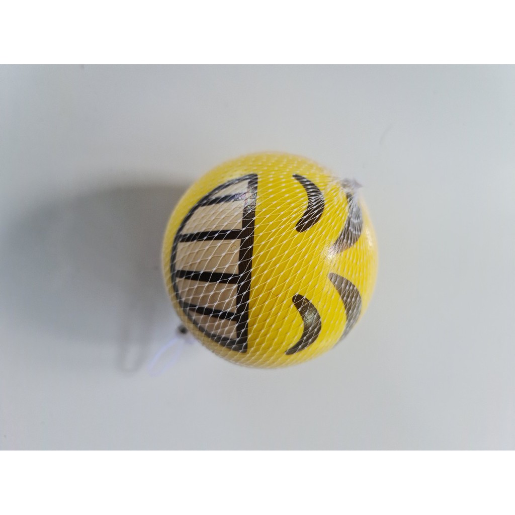 ลูกบอล Emoji  ขนาดเส้นผ่าศูนย์กลาง 10cm   มีให้เลือกหลายแบบ  จำนวน 1 ลูก