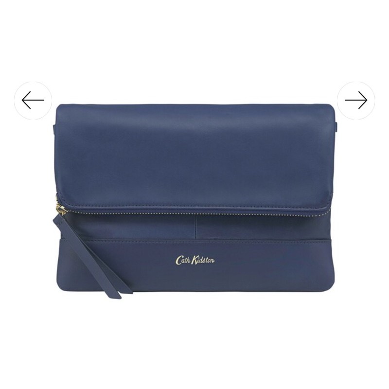 กระเป๋าสะพายข้าง Cath  Kidston หนัง : สีกรม 💙