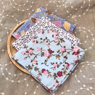 🌸🌷ผ้าเช็ดหน้าลายดอกไม้ ลายญี่ปุ่น ผ้าคอตตอนแท้ 🌷🌸 ขยายขนาดใหญ่ขึ้น