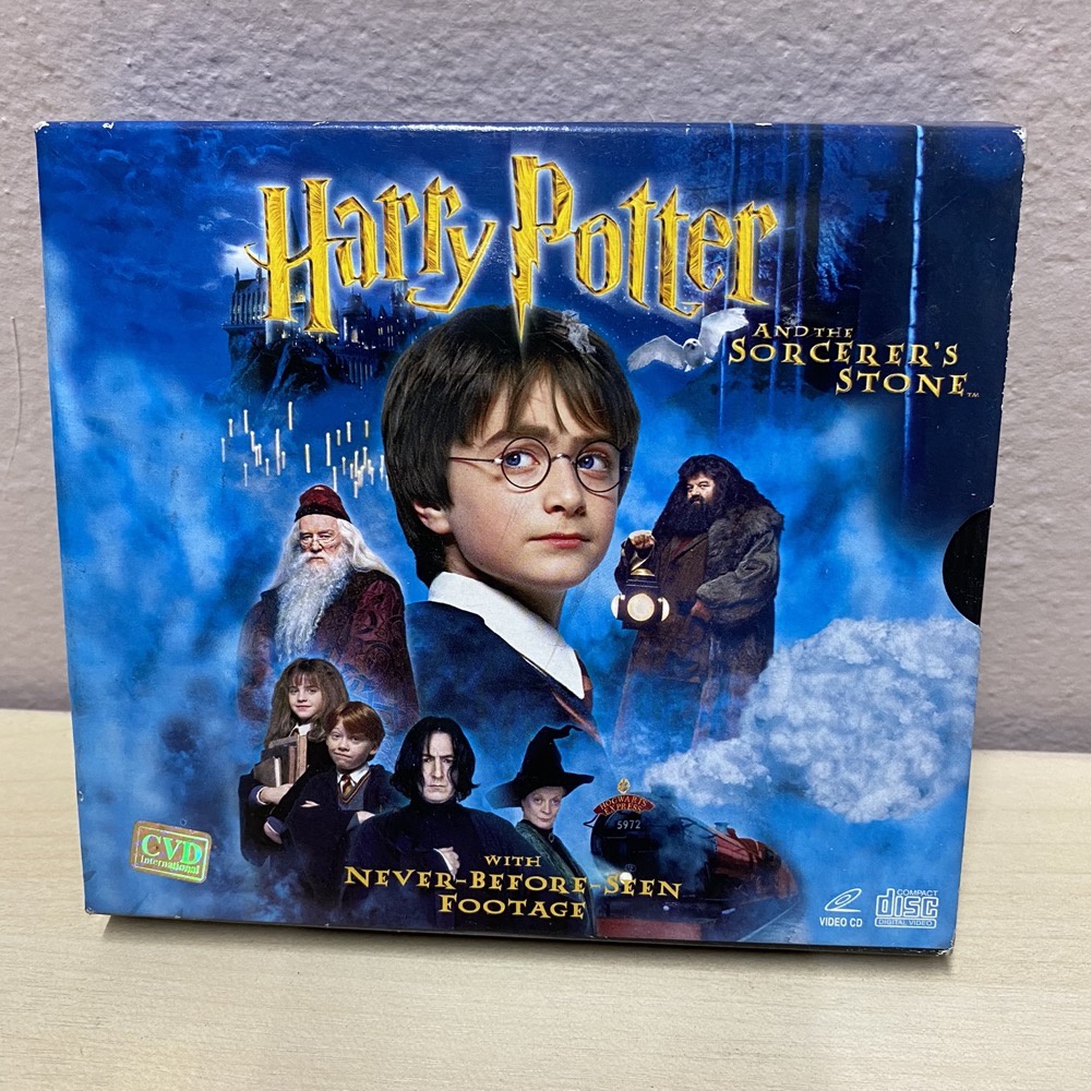 VCD หนังมือสอง  Harry Potter and the Sorcerer's Stoneแฮร์รี่ พอตเตอร์ กับ ศิลาอาถรรพ์, (พากย์ไทย)