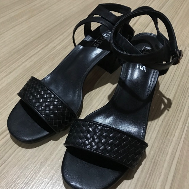 KUDOS รองเท้าหนังแท้ส้นสูง 2.5 นิ้ว  size38