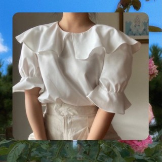 Rosie top with collar in white