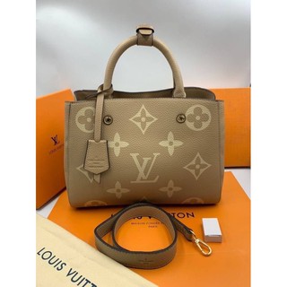 Louis Vuitton bag size 30 cm